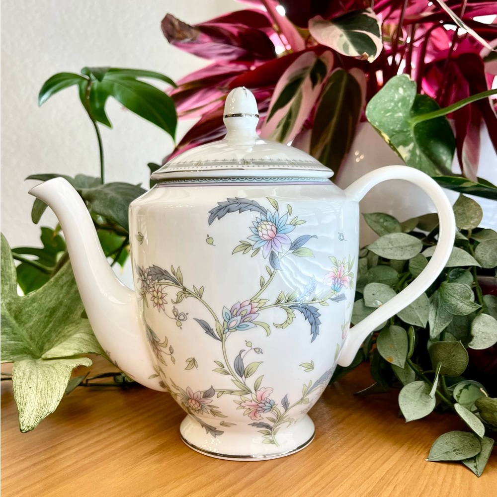 Lotus Garden Bone China Tea Pot 32oz by Gracie Bone China